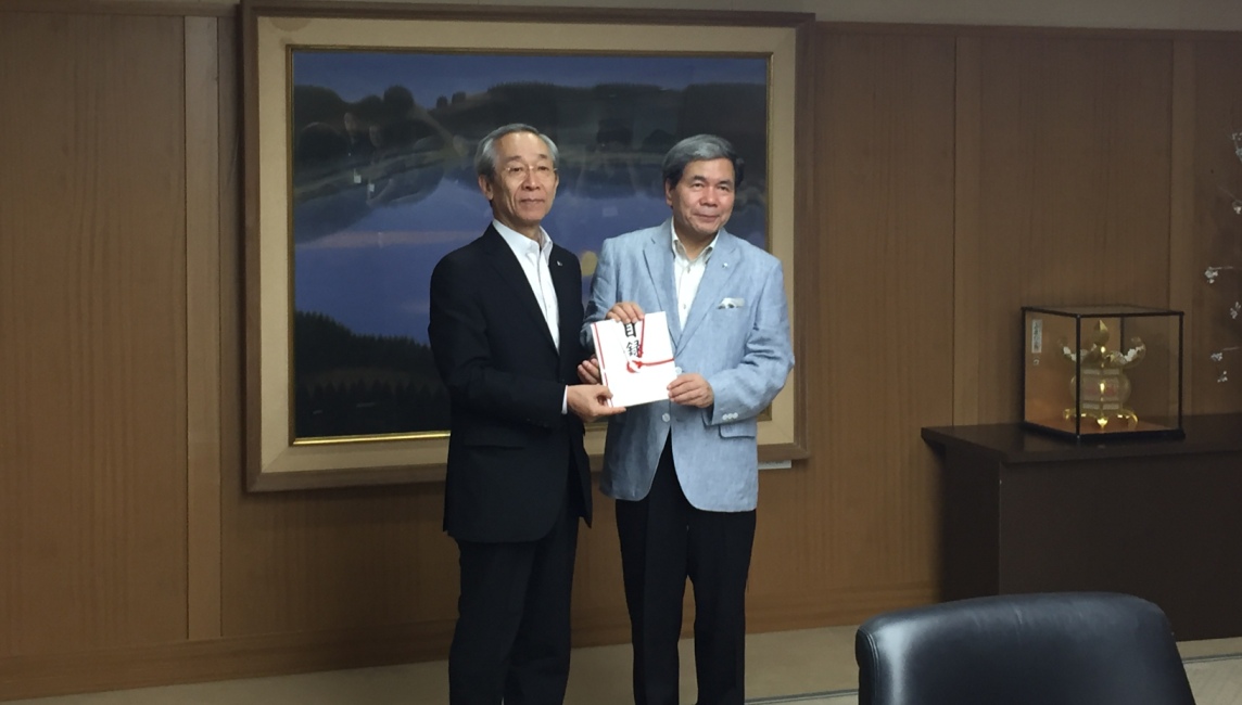 吉田総長が熊本県知事を訪問